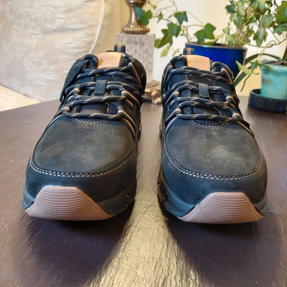 Clarks Originals Women's NatureX Tie WP Combi Nubuck Black Size 9.5M $145 NEW!